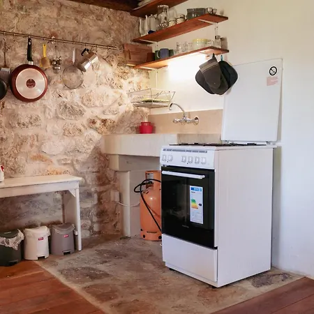 Makina Ferienhaus Nerezisca