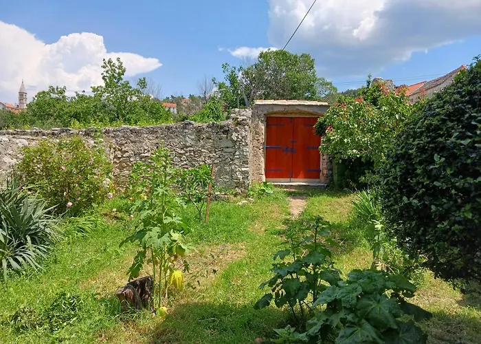 Vakantiehuis Makina Nerezisca